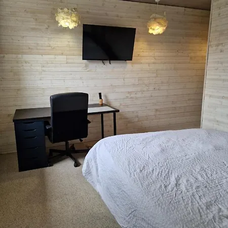 Les Cerisiers 2 1 3*