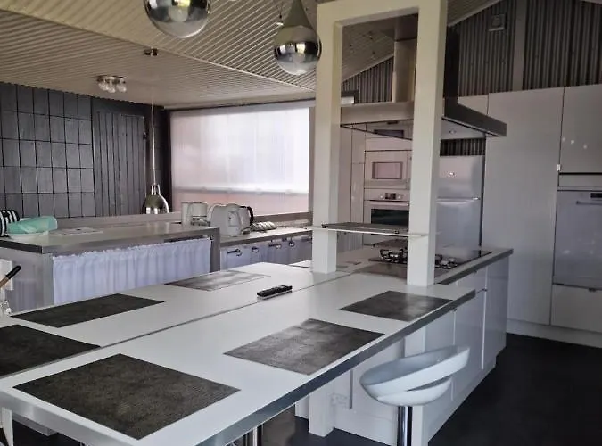 Pensionat Les Cerisiers 2 1